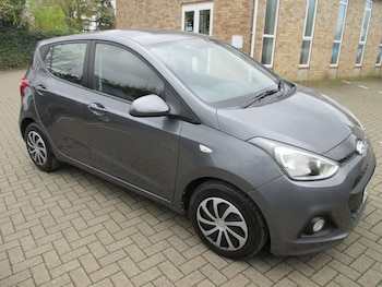 Used Hyundai i10 2014 for sale - 78072121: Photo
