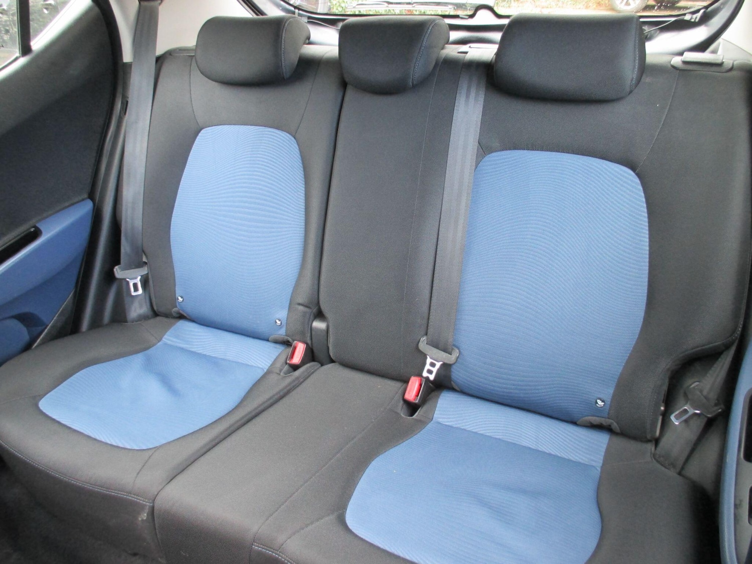 Used Hyundai i10 2014 for sale - 78072121: Photo 27