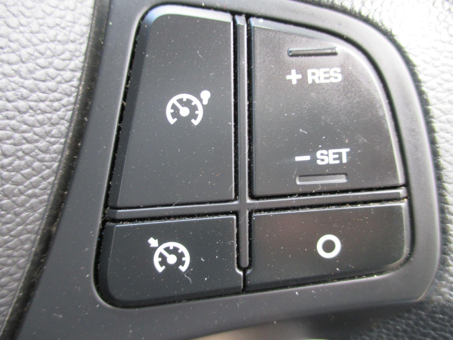 Used Hyundai i10 2014 for sale - 78072121: Photo 29