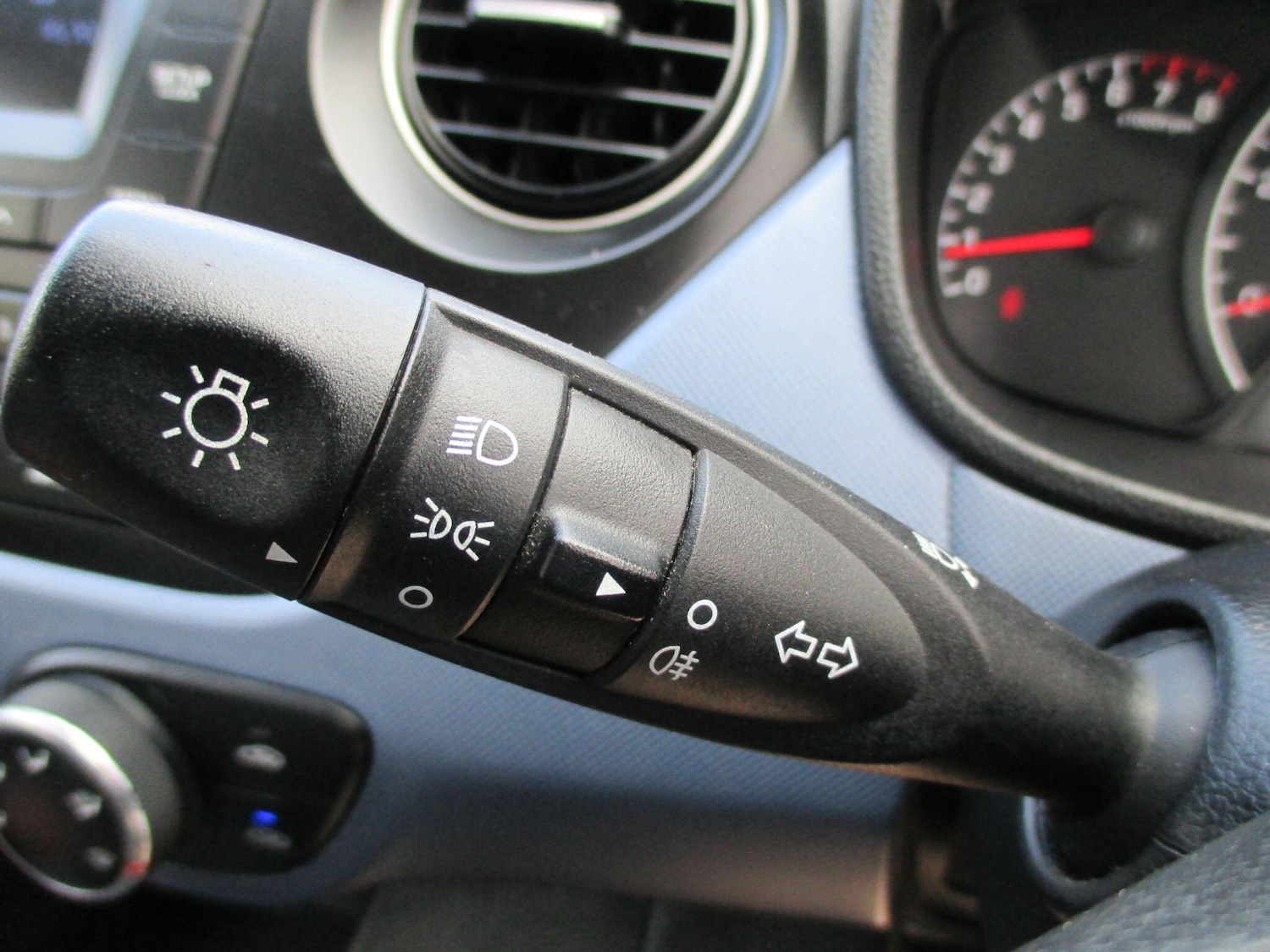 Used Hyundai i10 2014 for sale - 78072121: Photo 31