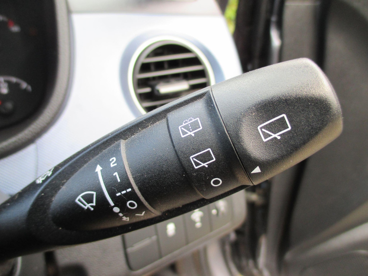 Used Hyundai i10 2014 for sale - 78072121: Photo 32