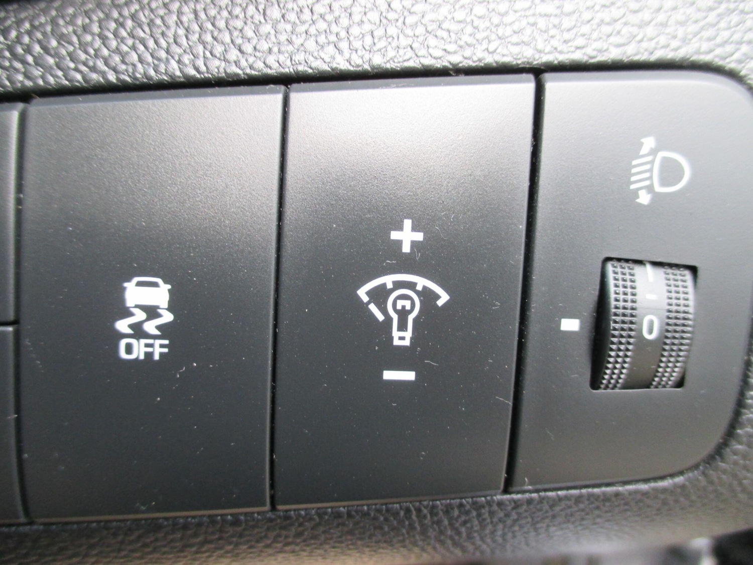 Used Hyundai i10 2014 for sale - 78072121: Photo 33