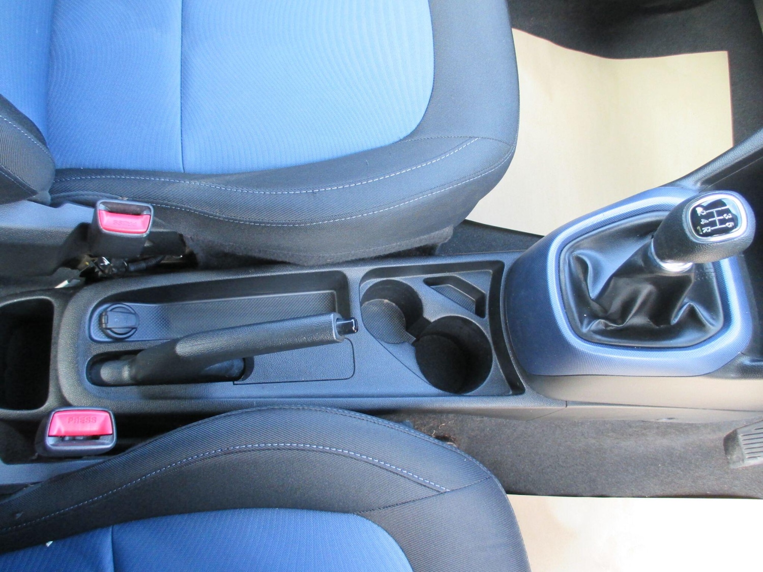 Used Hyundai i10 2014 for sale - 78072121: Photo 37