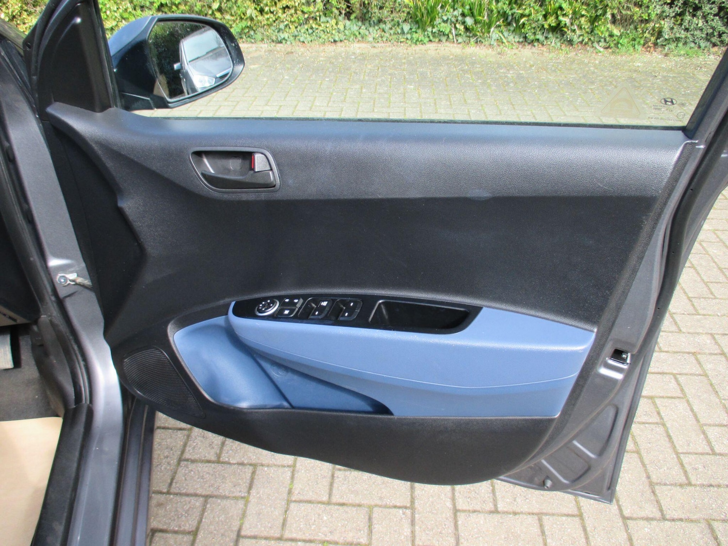 Used Hyundai i10 2014 for sale - 78072121: Photo 39