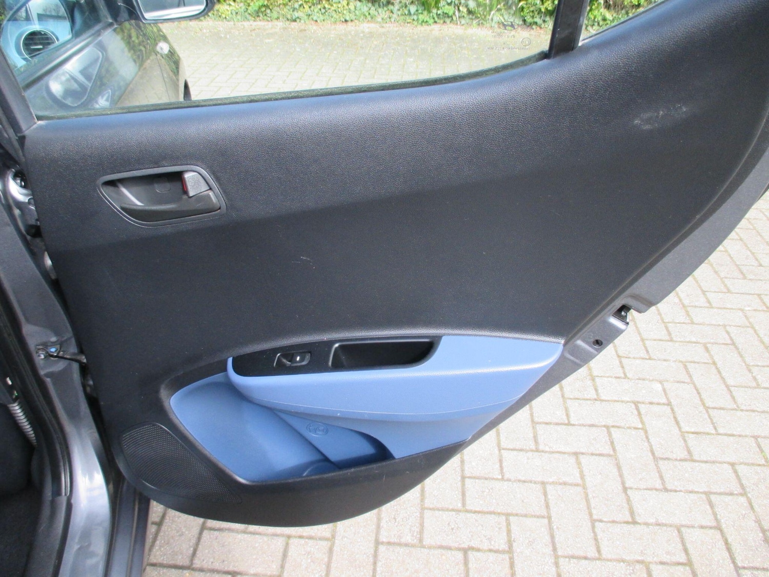 Used Hyundai i10 2014 for sale - 78072121: Photo 40