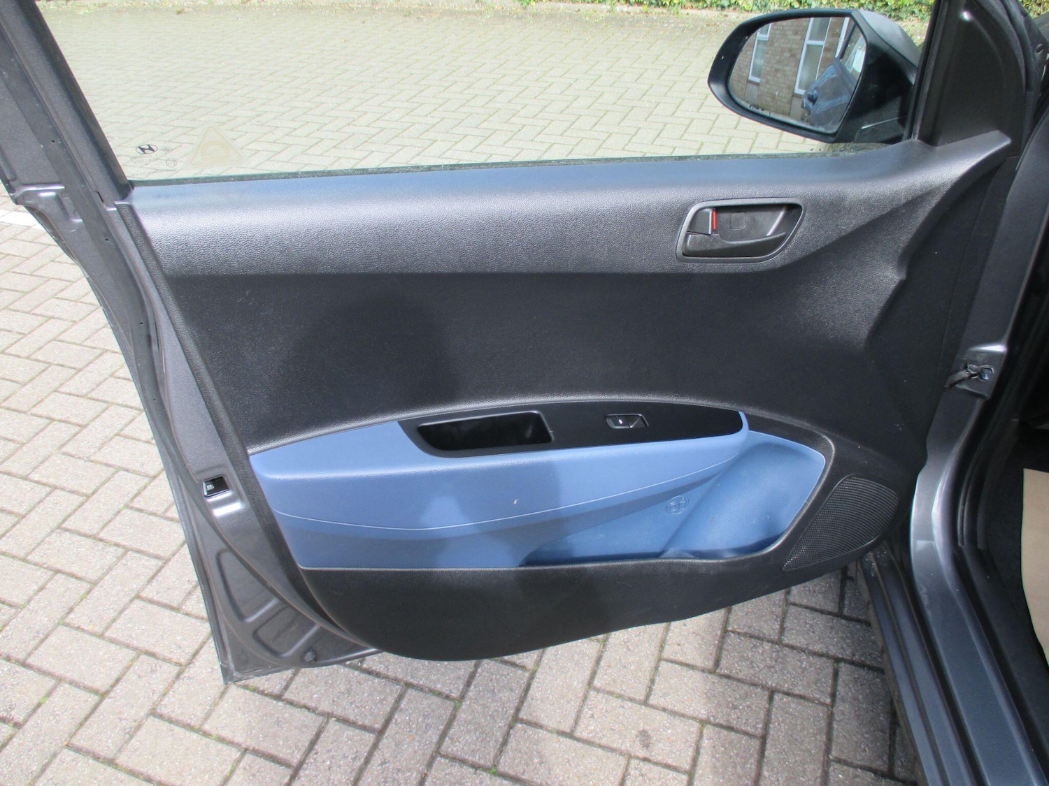 Used Hyundai i10 2014 for sale - 78072121: Photo 41