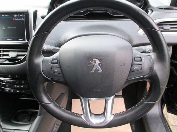 Used Peugeot 208 2019 for sale - 75751689: Photo 17