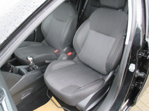Used Peugeot 208 2019 for sale - 75751689: Photo 24
