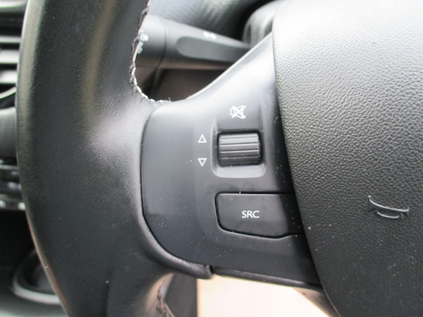Used Peugeot 208 2019 for sale - 75751689: Photo 29