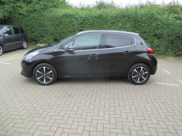 Used Peugeot 208 2019 for sale - 75751689: Photo 7