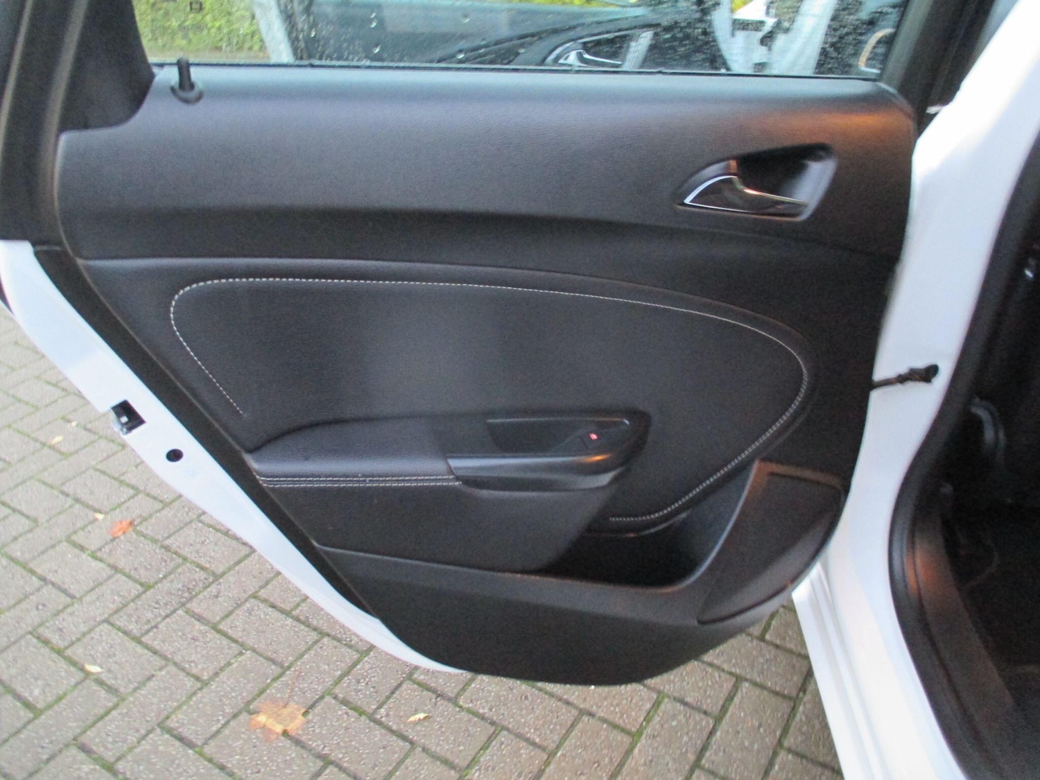 Used Vauxhall Astra 2014 for sale - 76440656: Photo 38