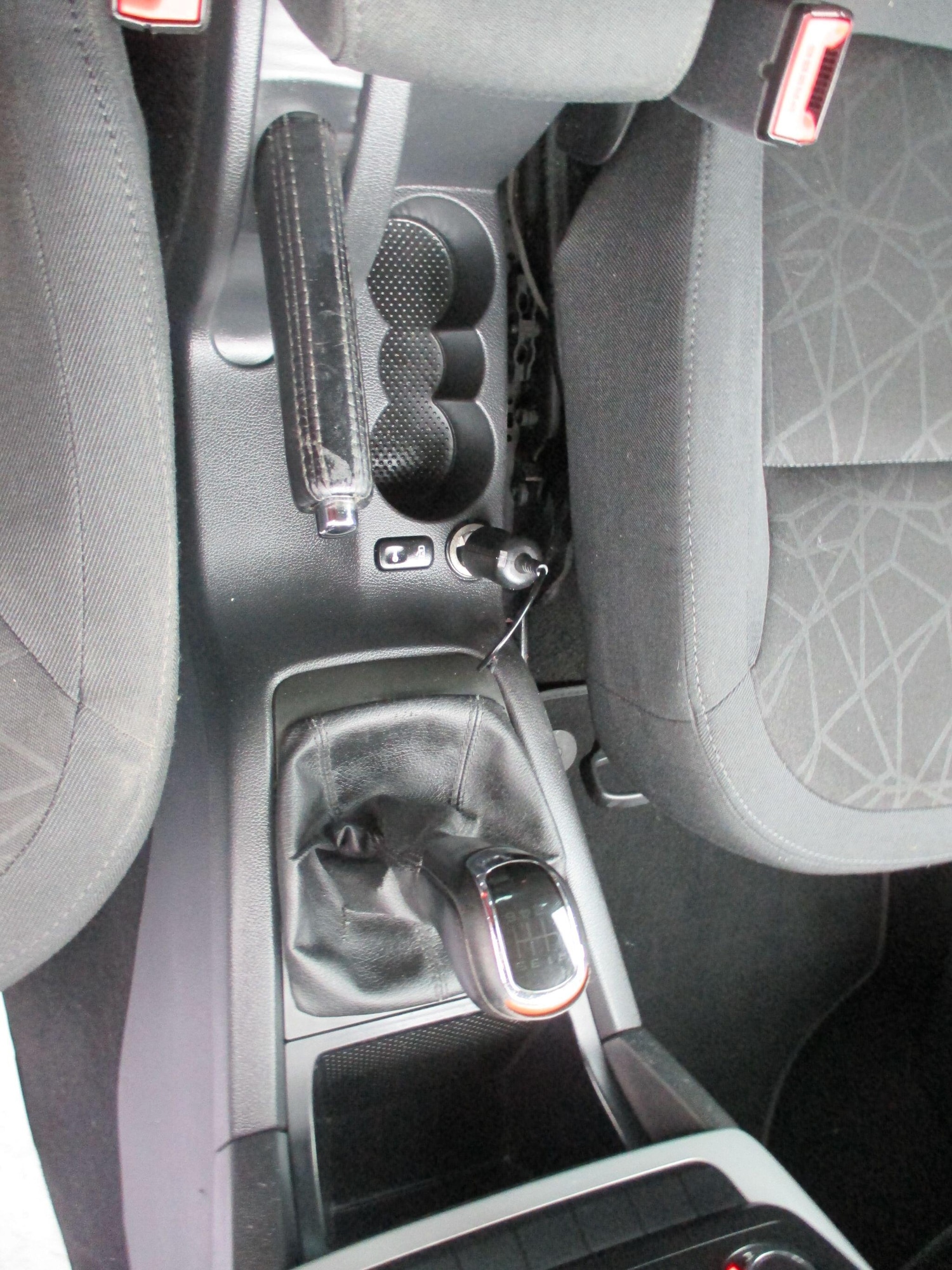 Used Skoda Yeti 2012 for sale - 76667235: Photo 31