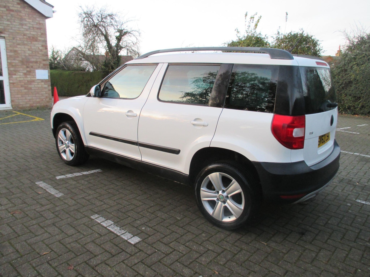 Used Skoda Yeti 2012 for sale - 76667235: Photo 8