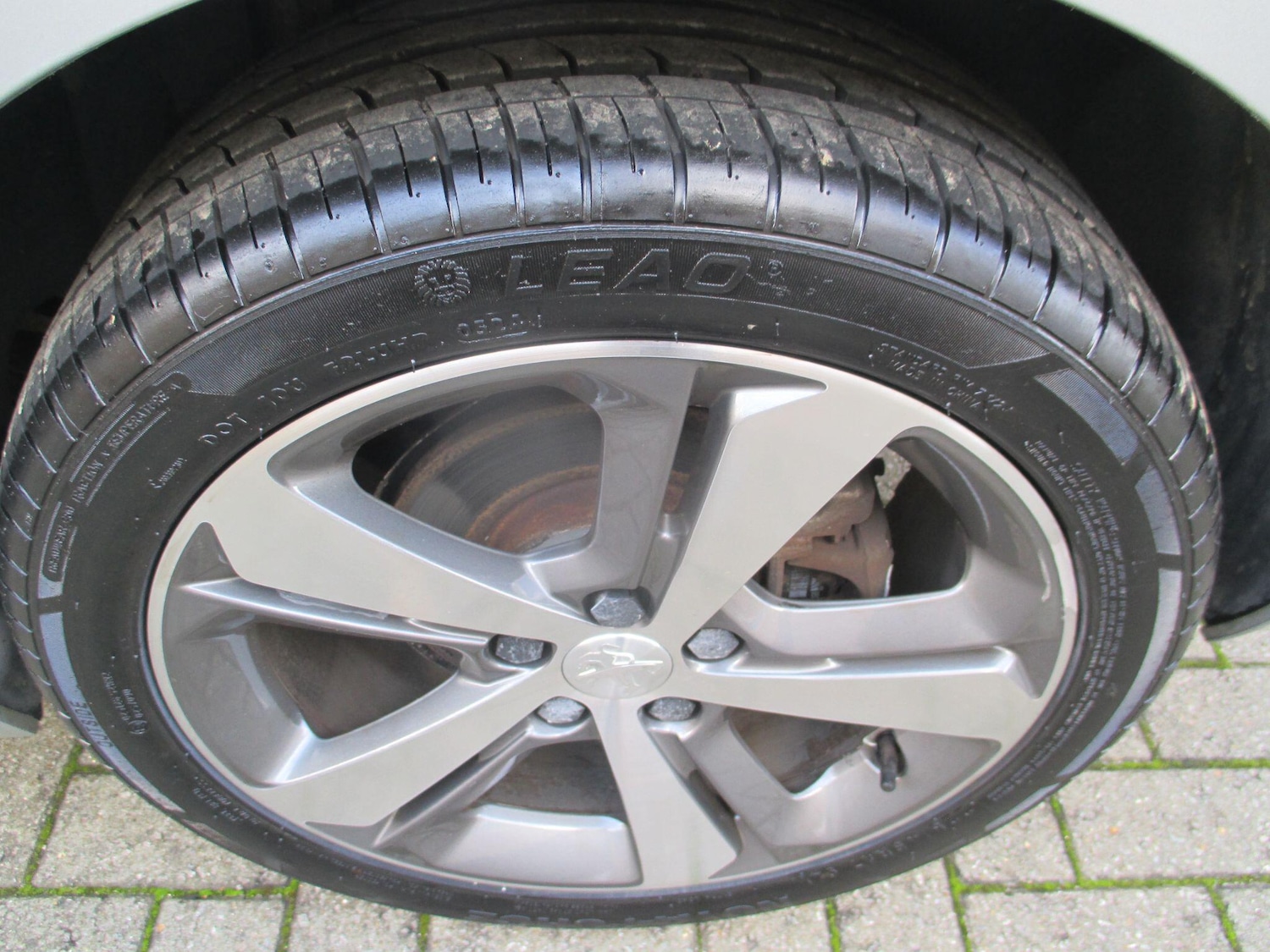 Used Peugeot 308 2014 for sale - 76215229: Photo 10