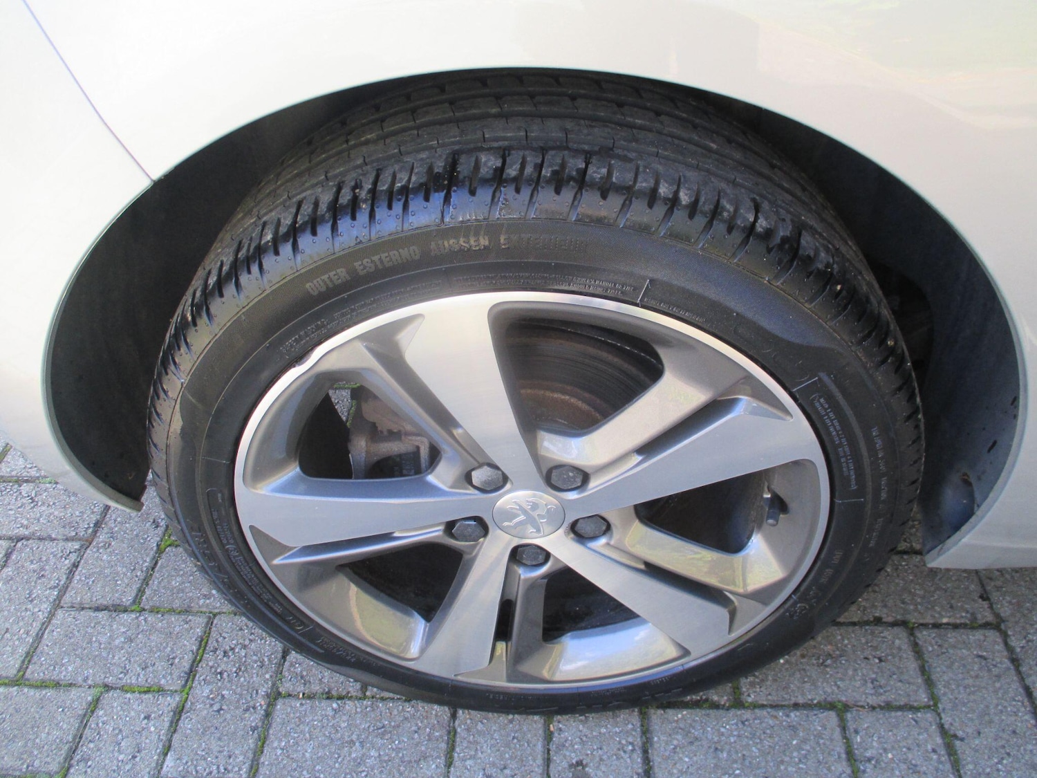 Used Peugeot 308 2014 for sale - 76215229: Photo 13