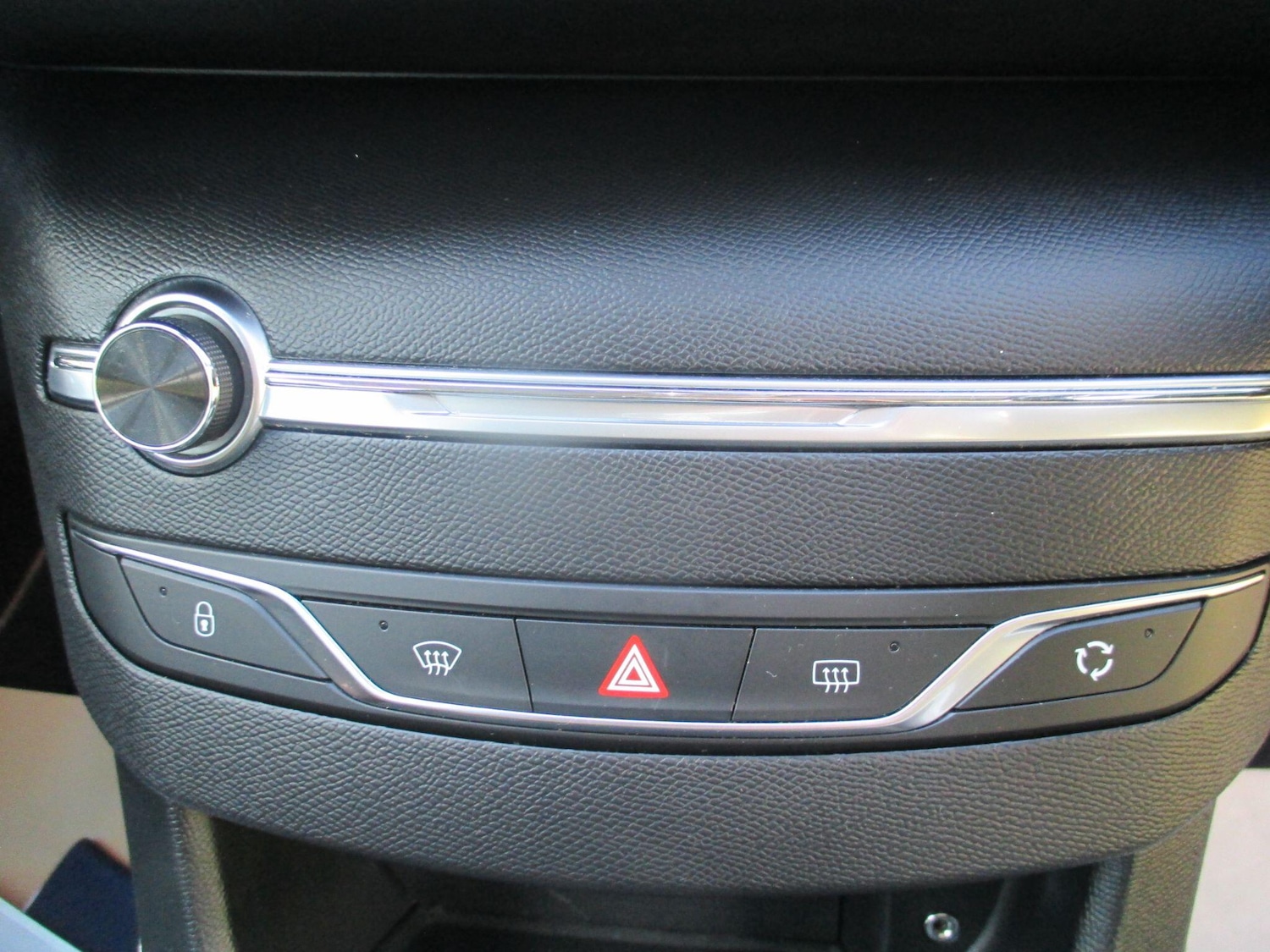 Used Peugeot 308 2014 for sale - 76215229: Photo 19