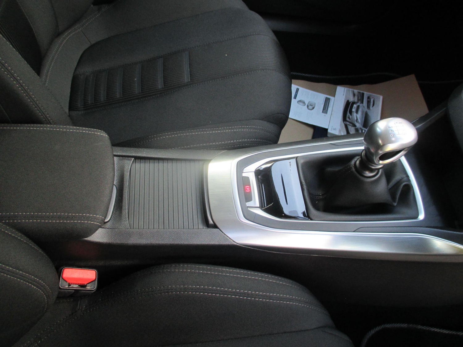 Used Peugeot 308 2014 for sale - 76215229: Photo 29