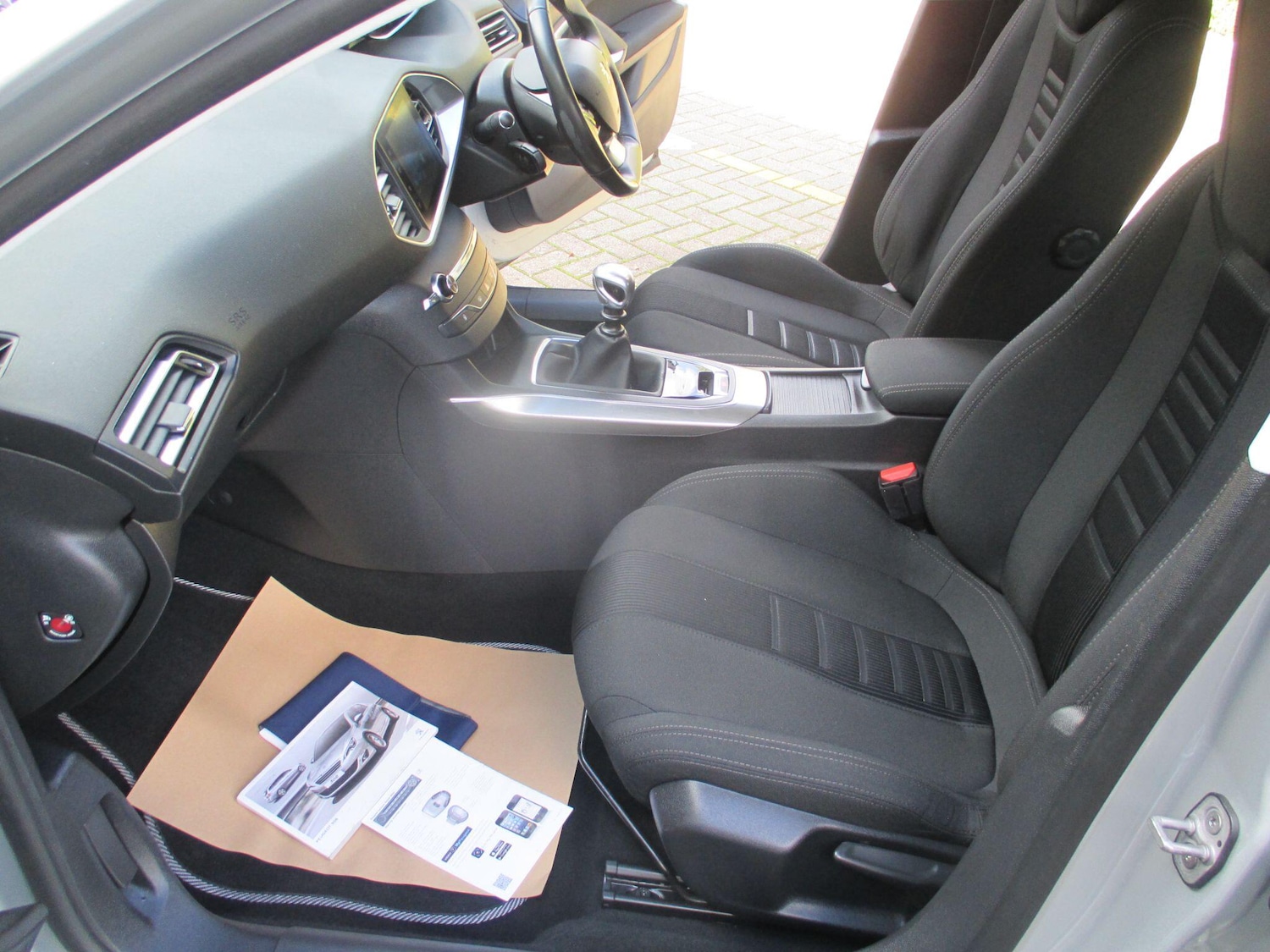 Used Peugeot 308 2014 for sale - 76215229: Photo 34