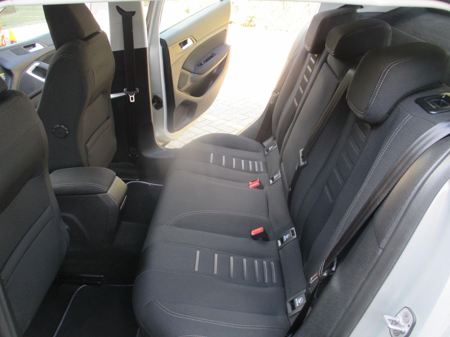 Used Peugeot 308 2014 for sale - 76215229: Photo 38