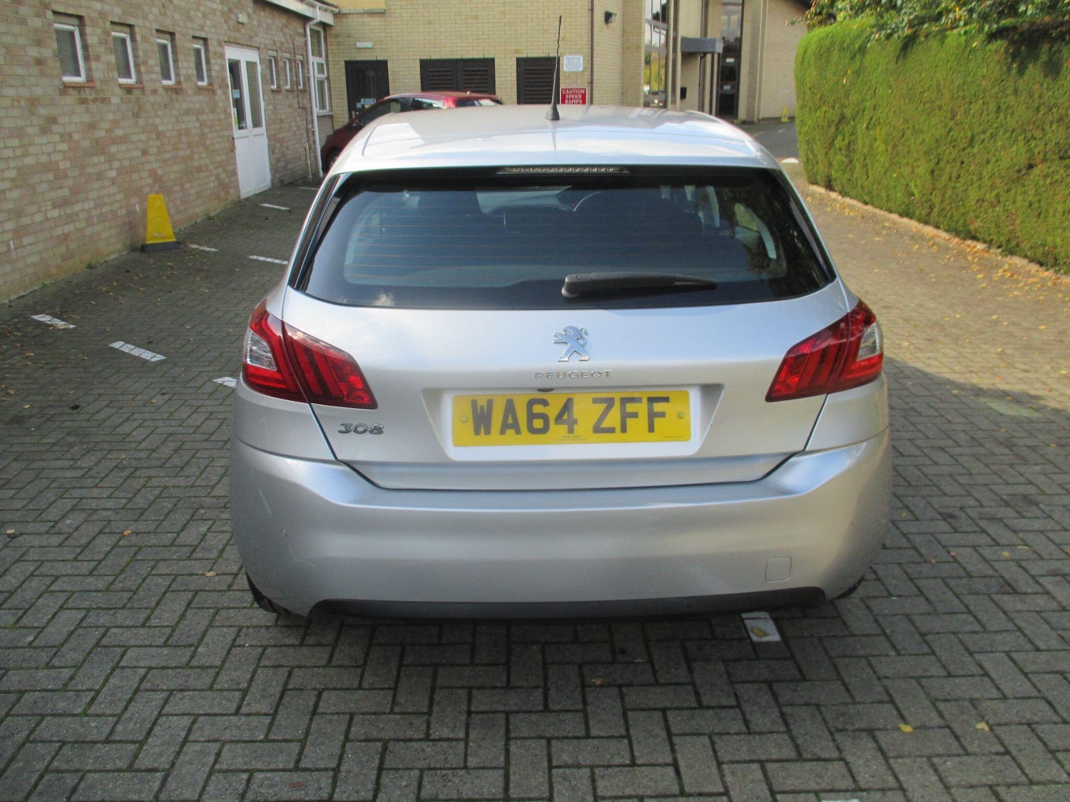 Used Peugeot 308 2014 for sale - 76215229: Photo 4
