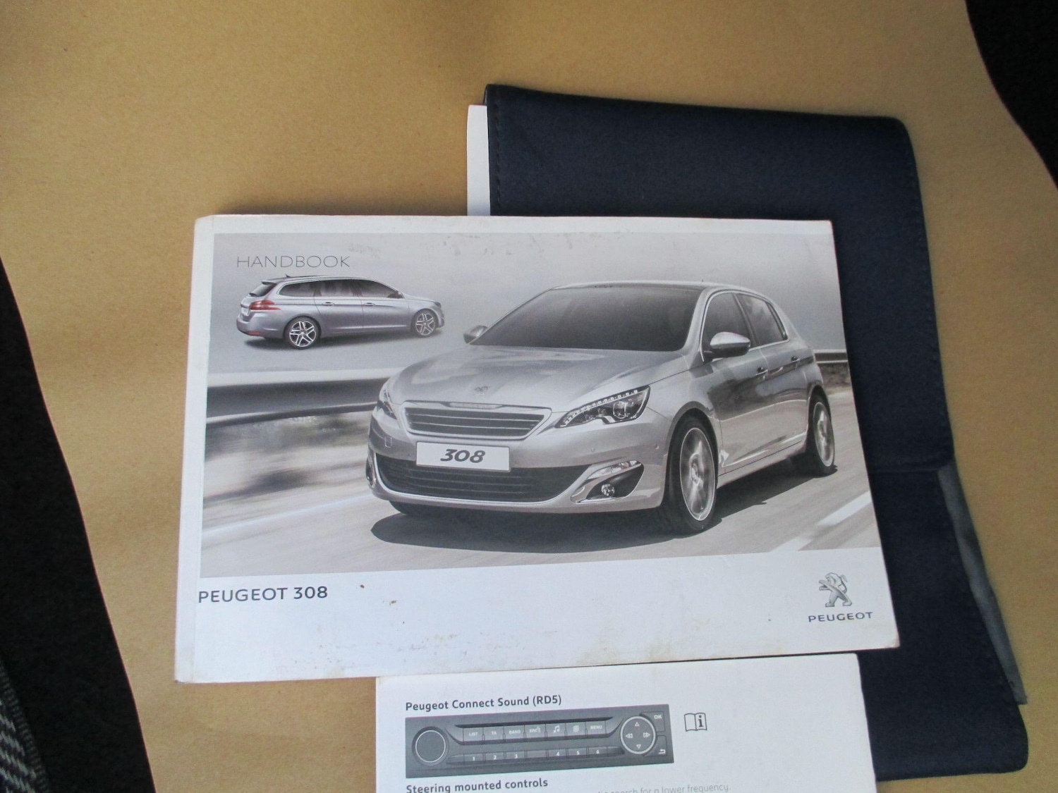 Used Peugeot 308 2014 for sale - 76215229: Photo 43