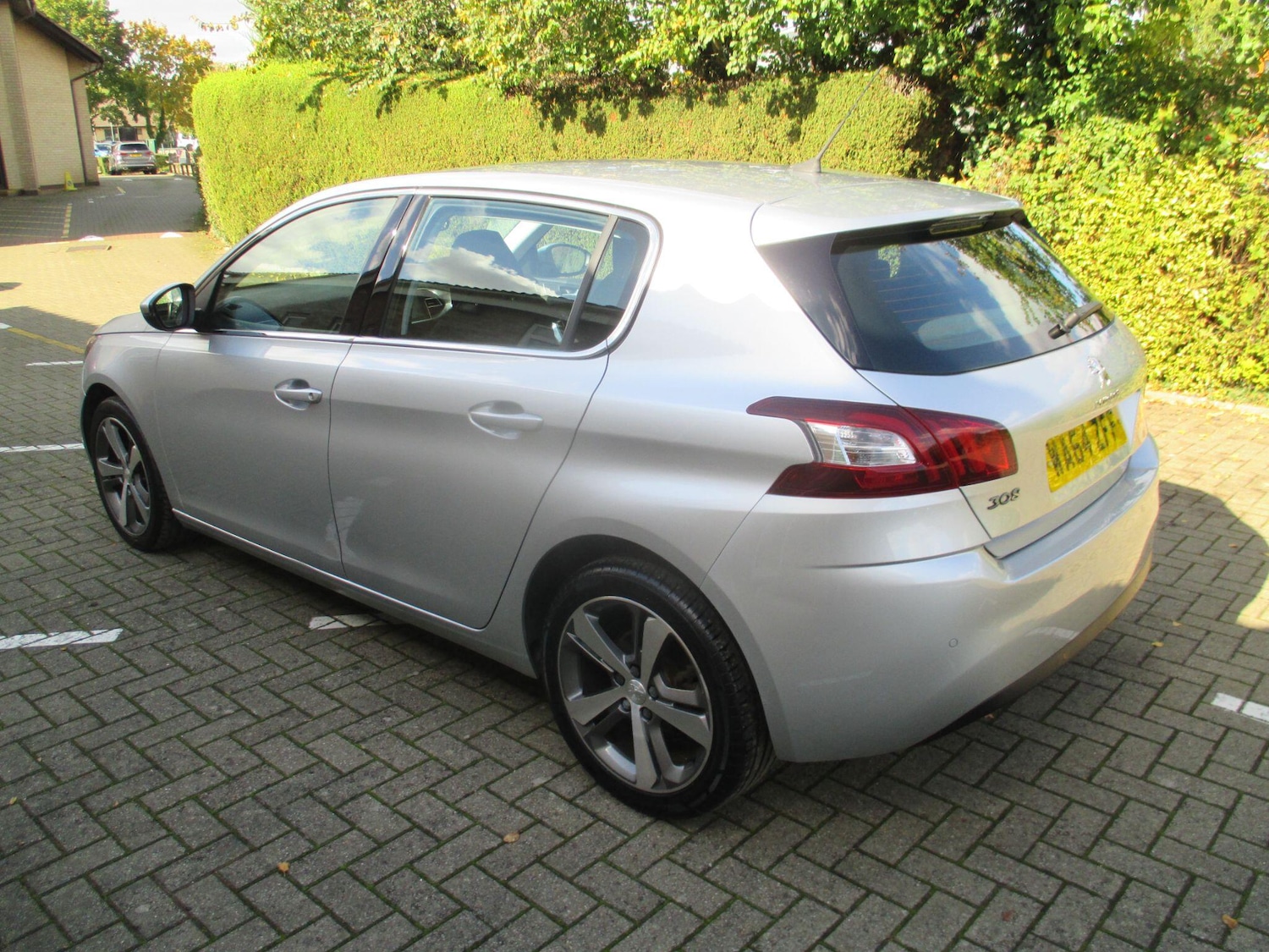 Used Peugeot 308 2014 for sale - 76215229: Photo 8