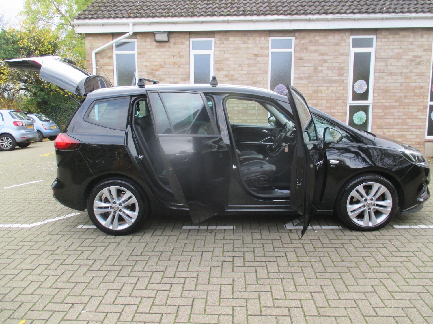 Used Vauxhall Zafira Tourer for sale - 77537347: Photo 9