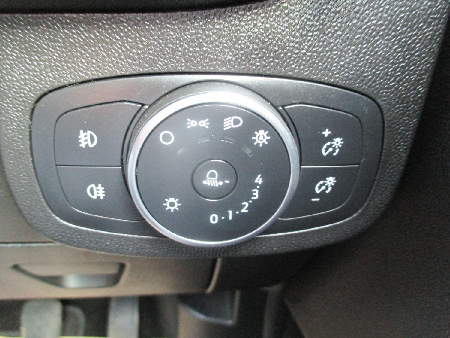 Used Ford Fiesta 2018 for sale - 76349629: Photo 37
