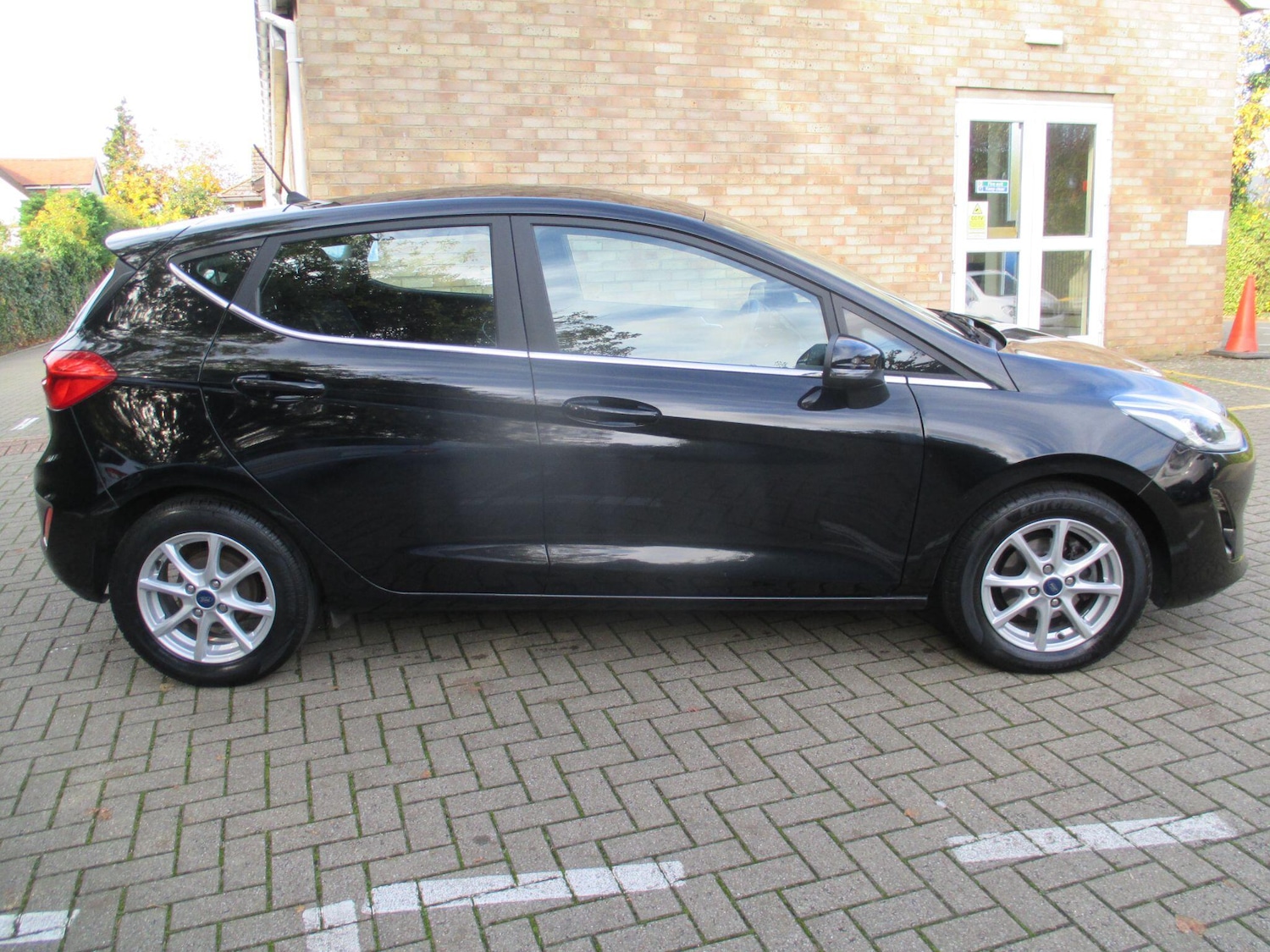 Used Ford Fiesta 2018 for sale - 76349629: Photo 4