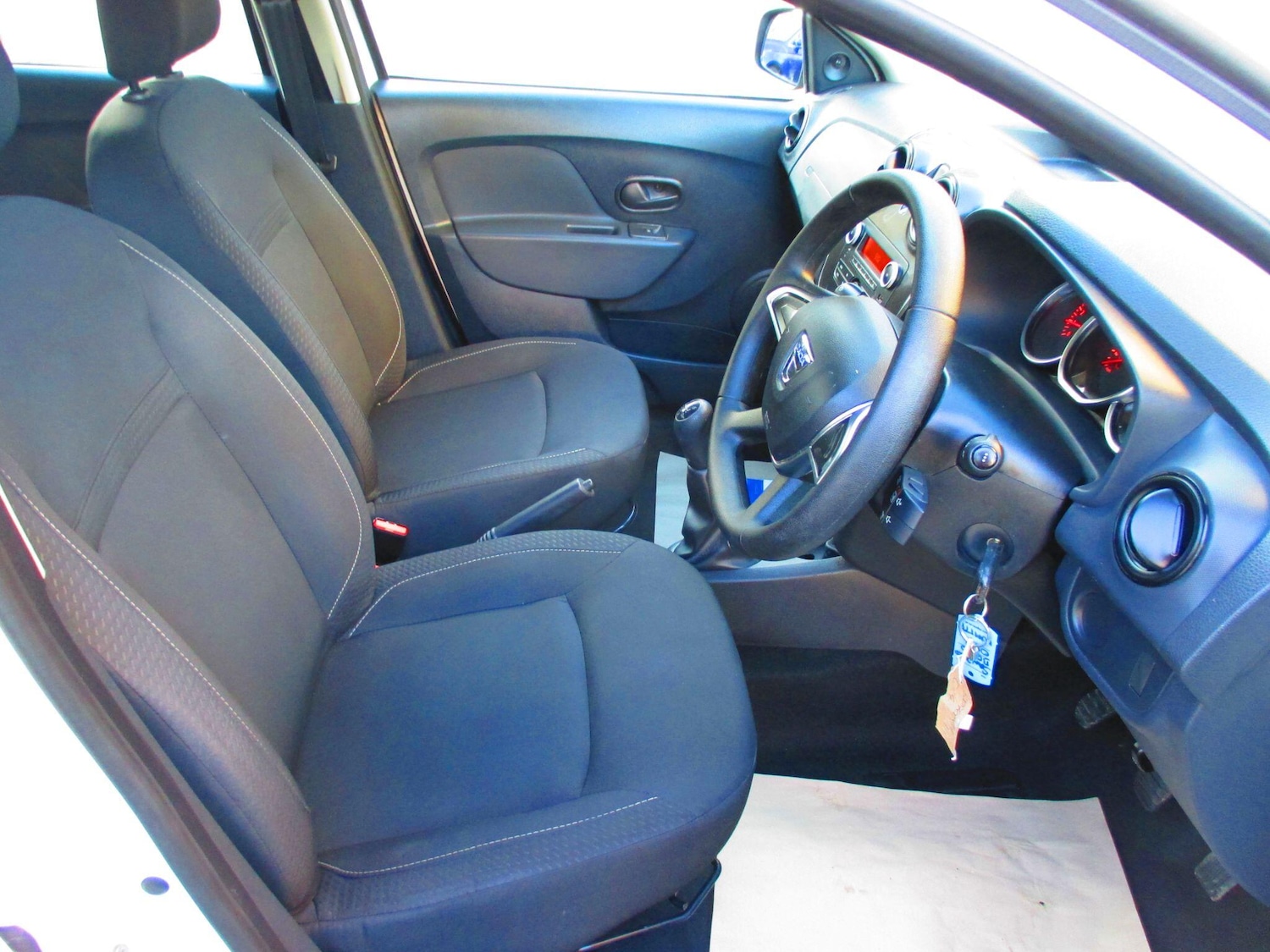 Used Dacia Sandero 2020 for sale - 77015827: Photo 23