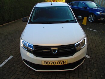 Used Dacia Sandero 2020 for sale - 77015827: Photo