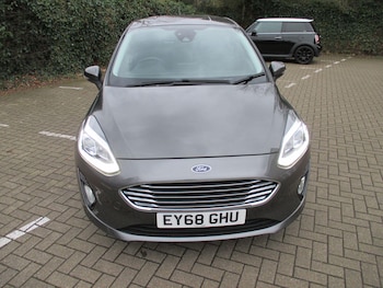 Used Ford Fiesta 2018 for sale - 77612888: Photo