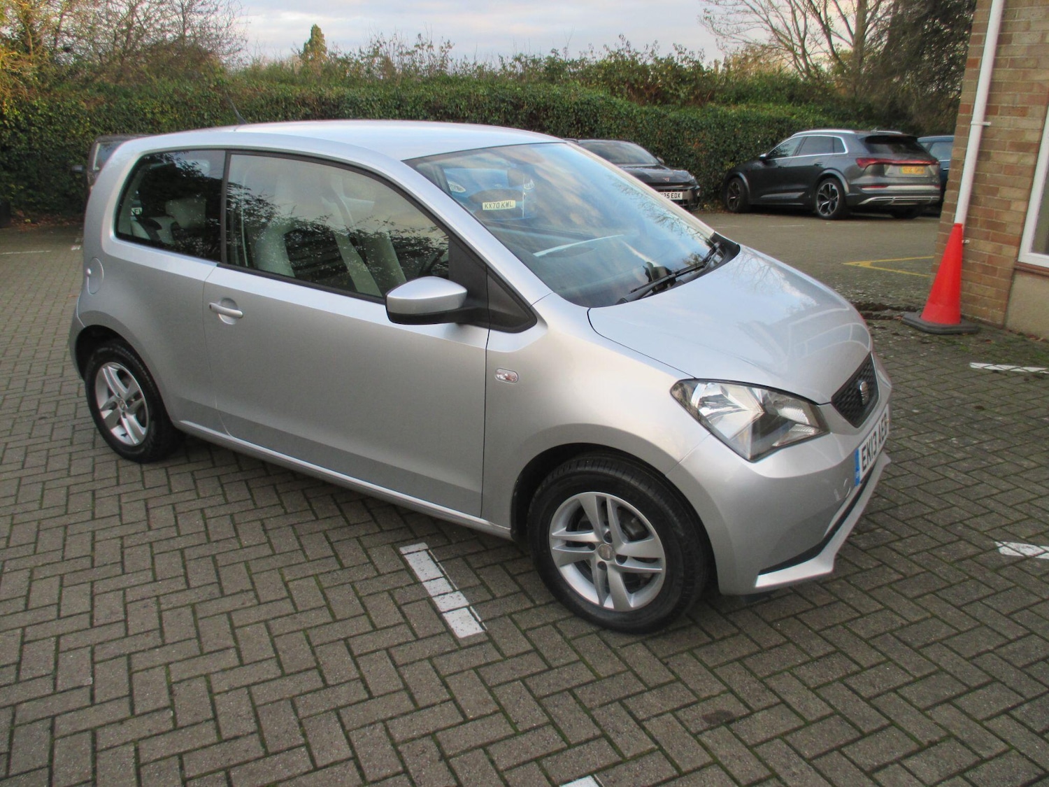 Used SEAT Mii 2013 for sale - 76658009: Photo 1