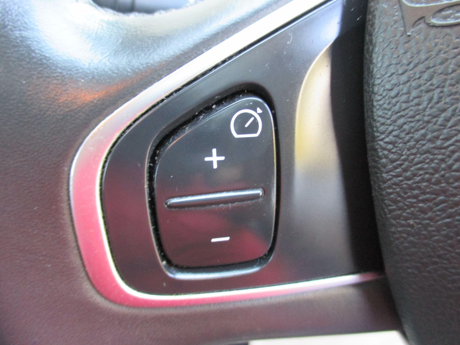 Used Renault Clio 2016 for sale - 77969732: Photo 28