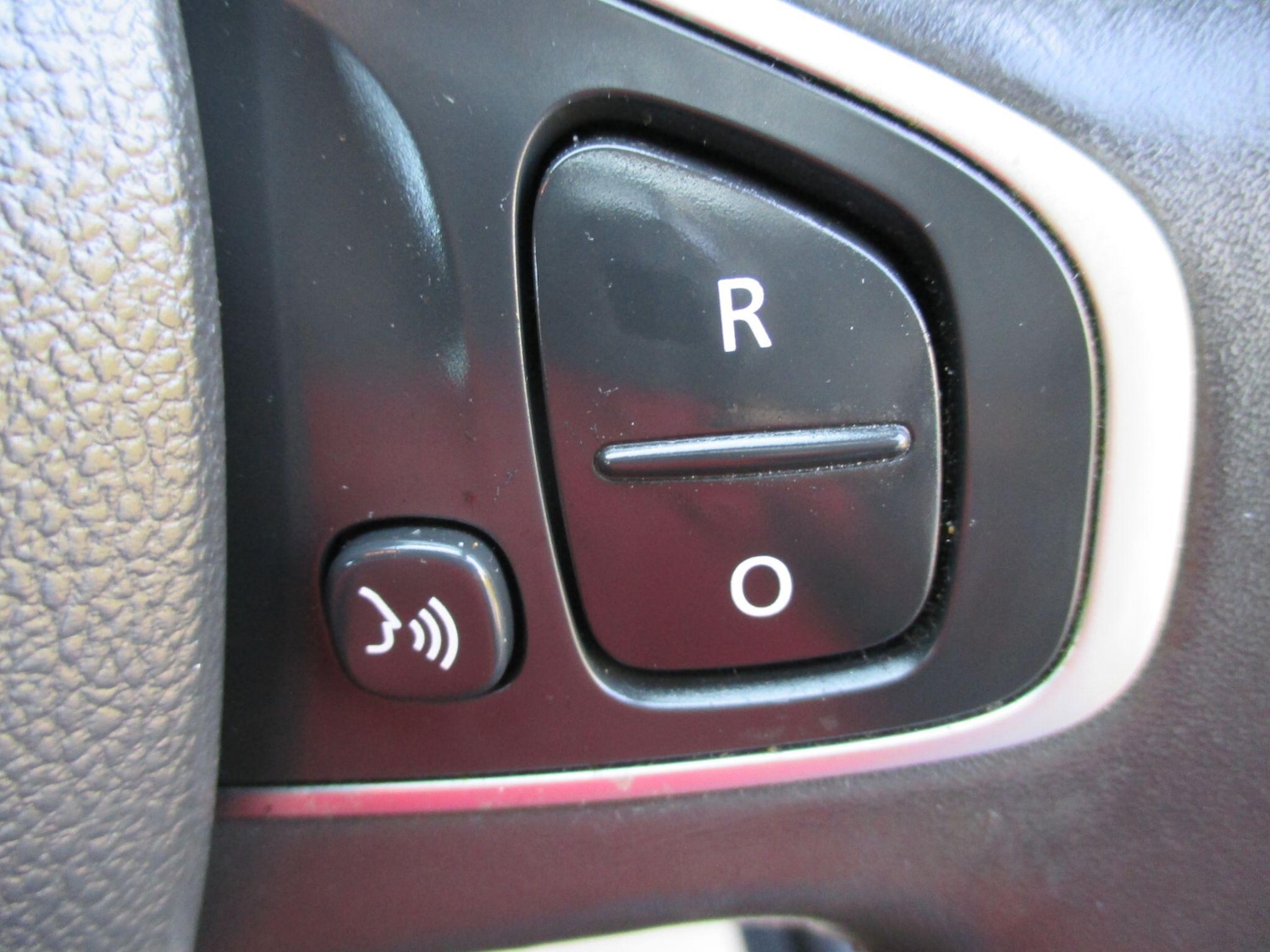 Used Renault Clio 2016 for sale - 77969732: Photo 29