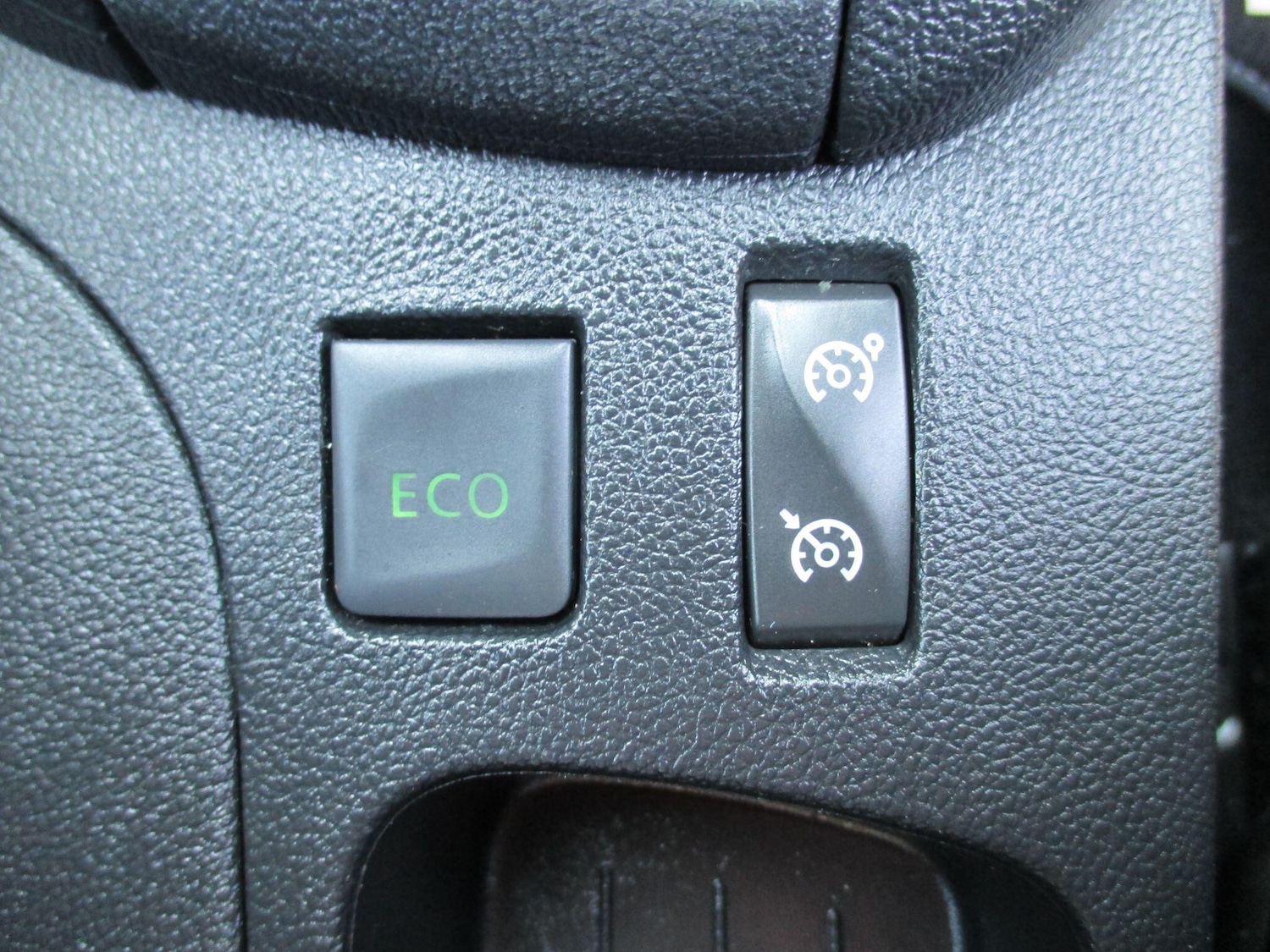 Used Renault Clio 2016 for sale - 77969732: Photo 34