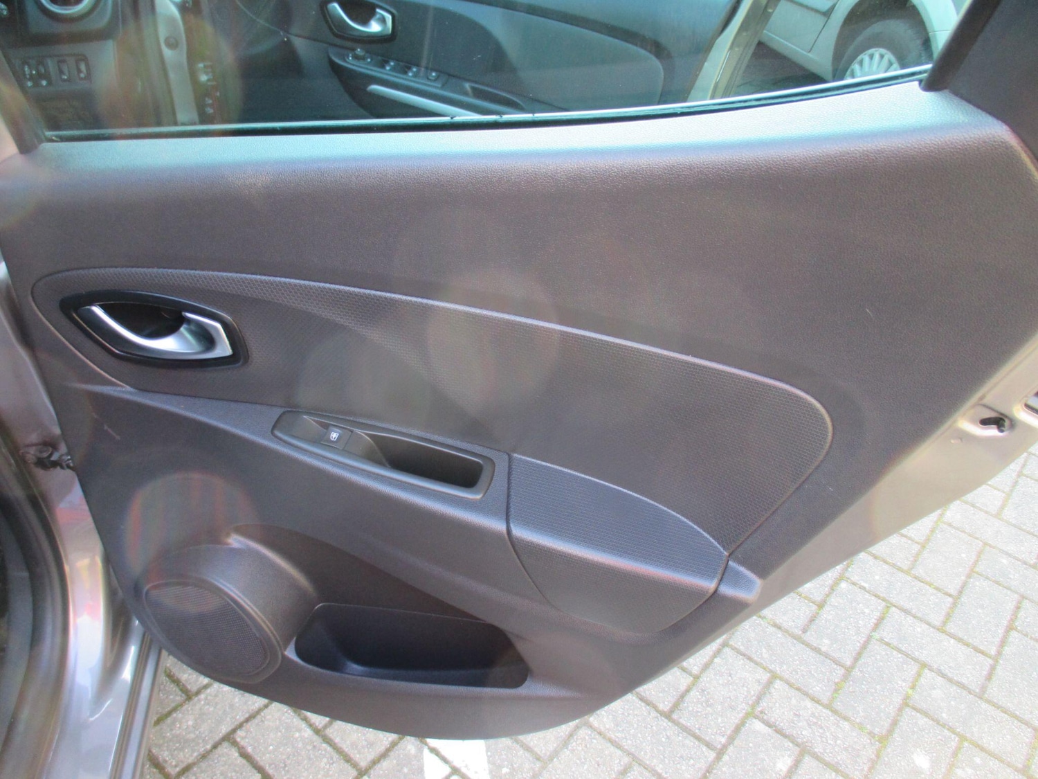 Used Renault Clio 2016 for sale - 77969732: Photo 42