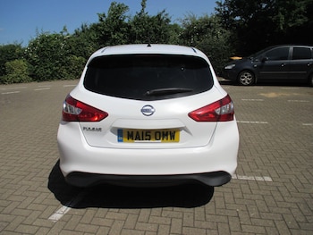 Used Nissan Pulsar 2015 for sale - 78784089: Photo