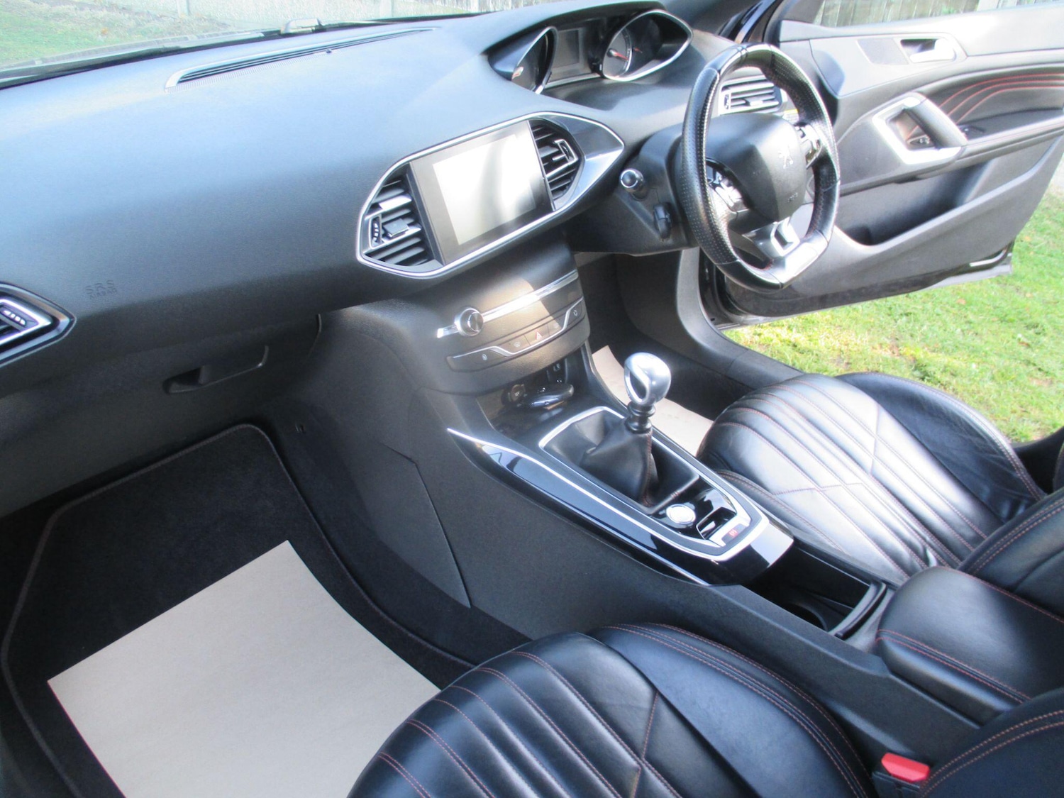 Used Peugeot 308 2016 for sale - 76167253: Photo 15