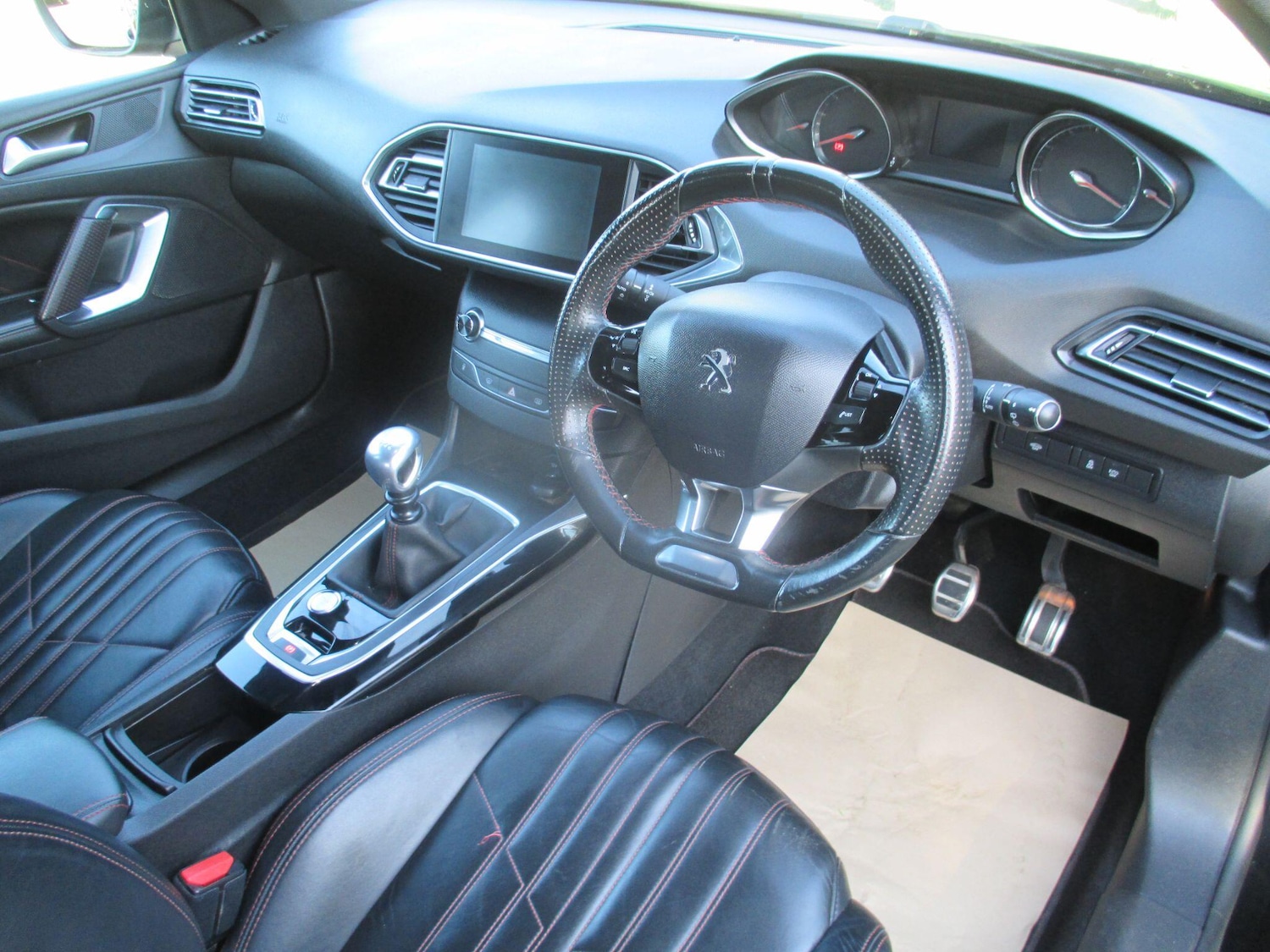 Used Peugeot 308 2016 for sale - 76167253: Photo 16