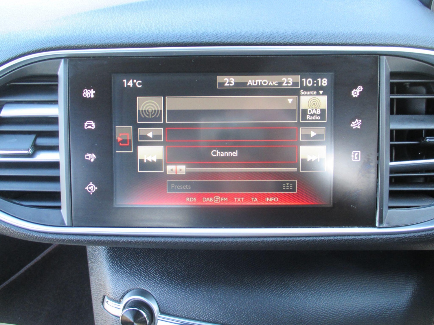 Used Peugeot 308 2016 for sale - 76167253: Photo 19