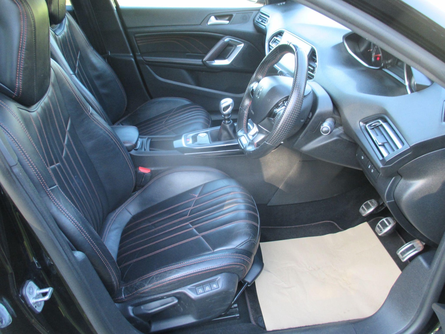 Used Peugeot 308 2016 for sale - 76167253: Photo 23