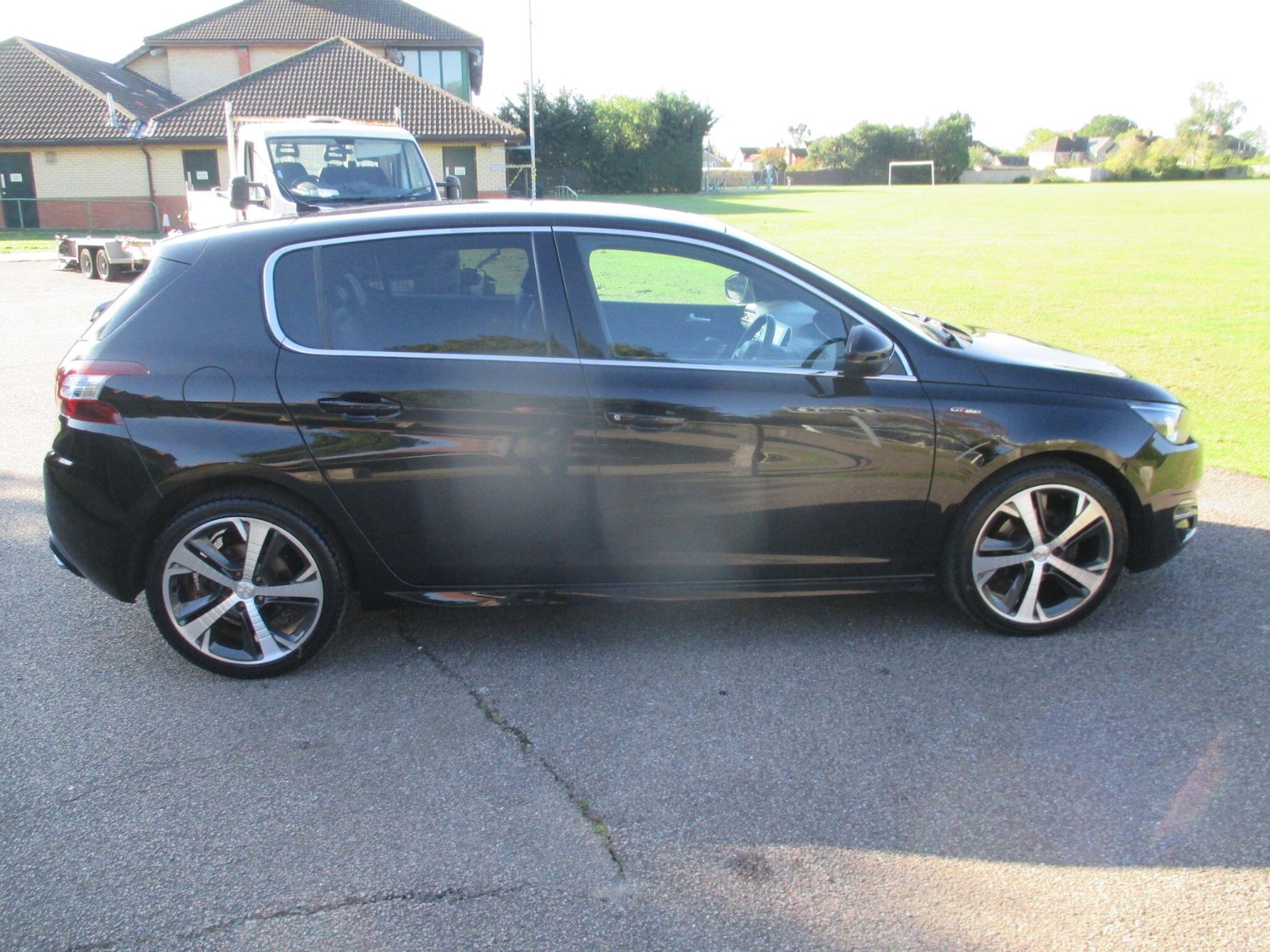 Used Peugeot 308 2016 for sale - 76167253: Photo 6