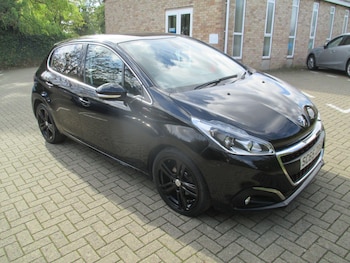 Peugeot - 208