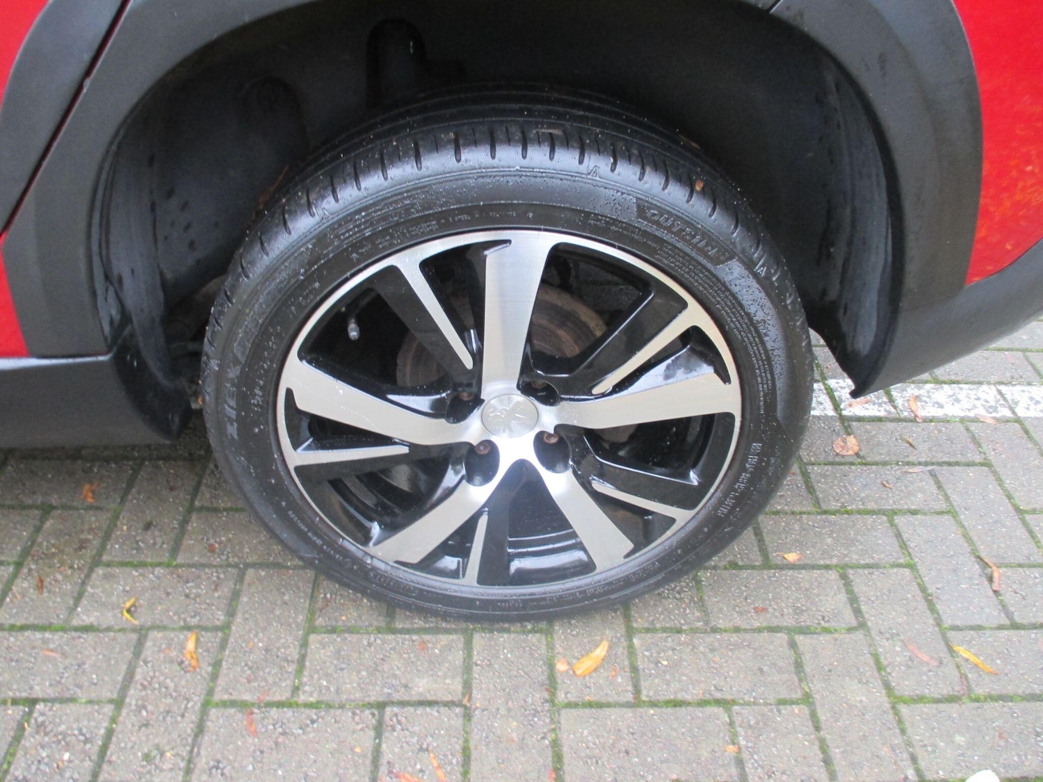 Used Peugeot 2008 2017 for sale - 76607801: Photo 13