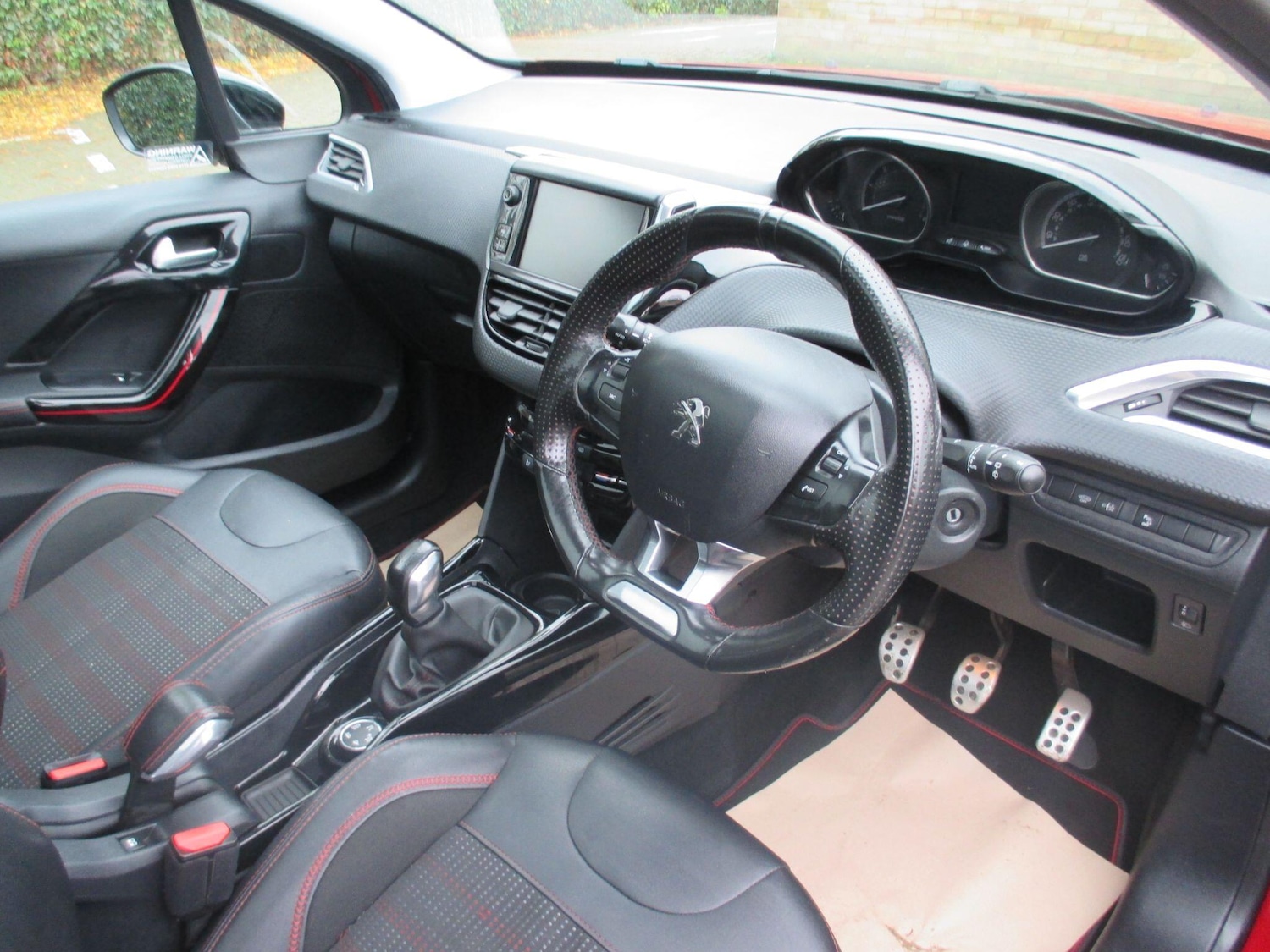 Used Peugeot 2008 2017 for sale - 76607801: Photo 16