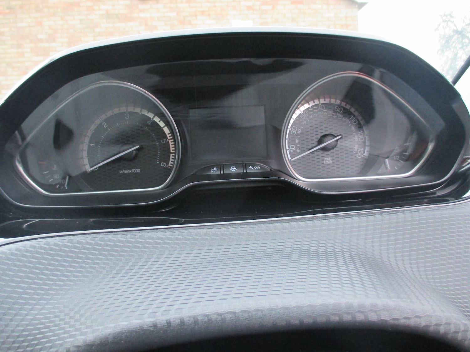 Used Peugeot 2008 2017 for sale - 76607801: Photo 18