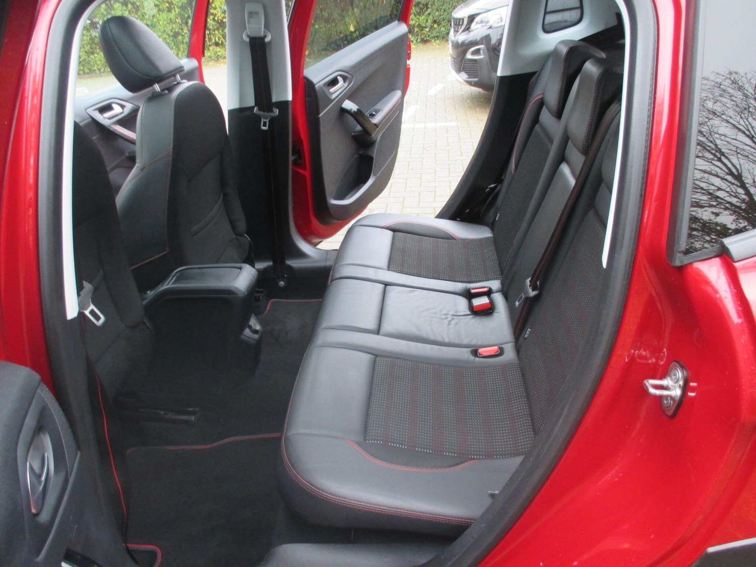 Used Peugeot 2008 2017 for sale - 76607801: Photo 29