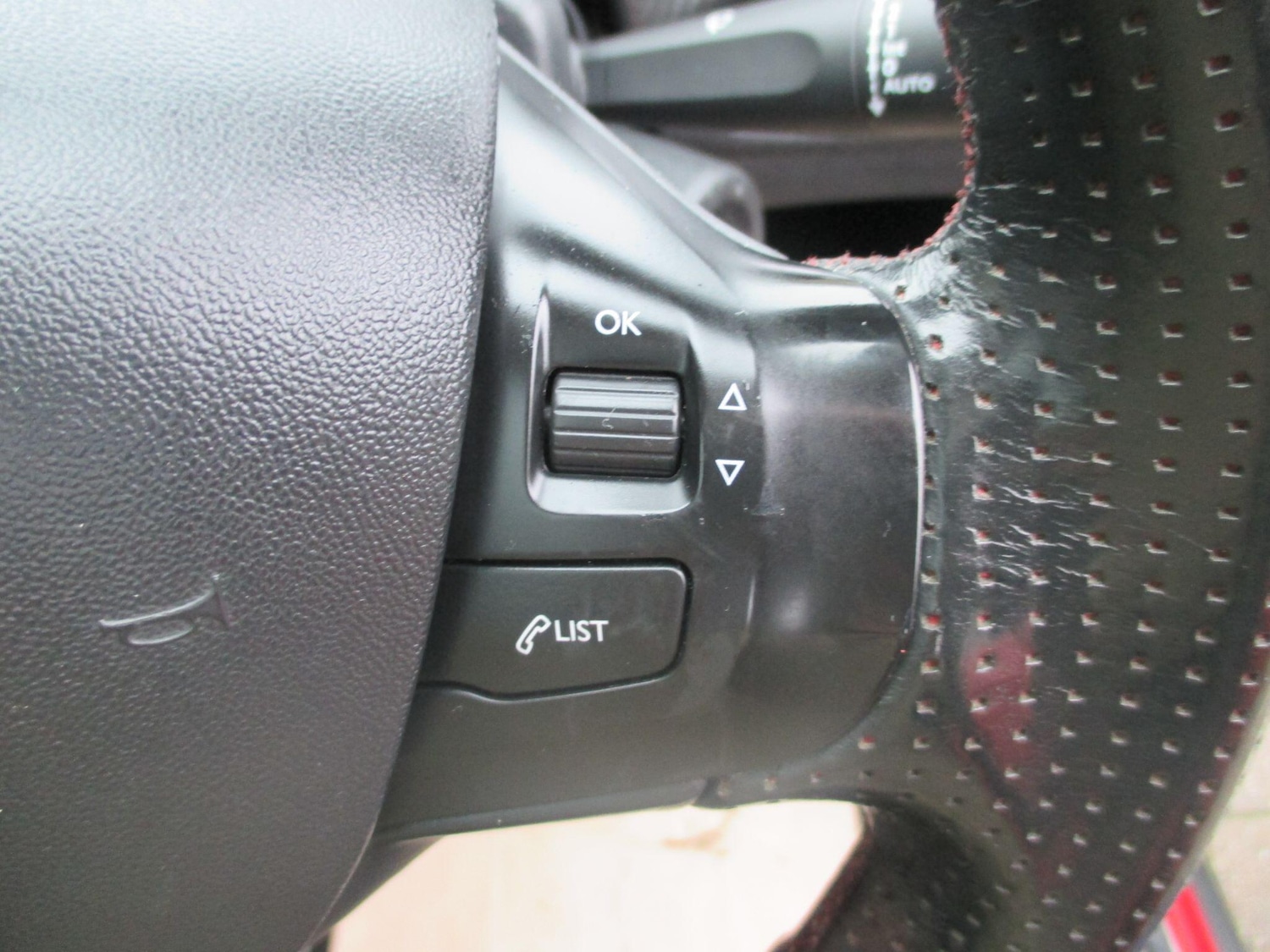 Used Peugeot 2008 2017 for sale - 76607801: Photo 31