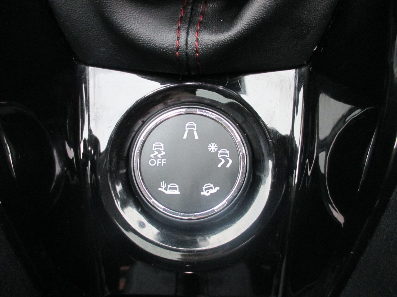 Used Peugeot 2008 2017 for sale - 76607801: Photo 36